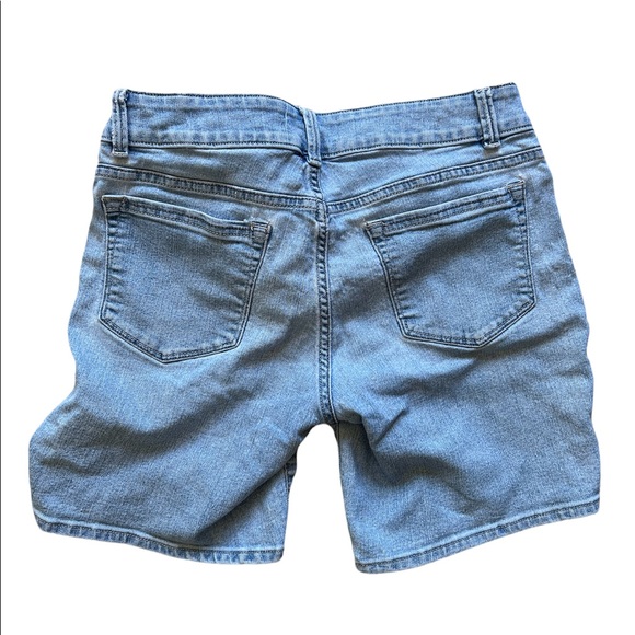 Riders by Lee Mid Rise Shorts - Picture 2 of 7